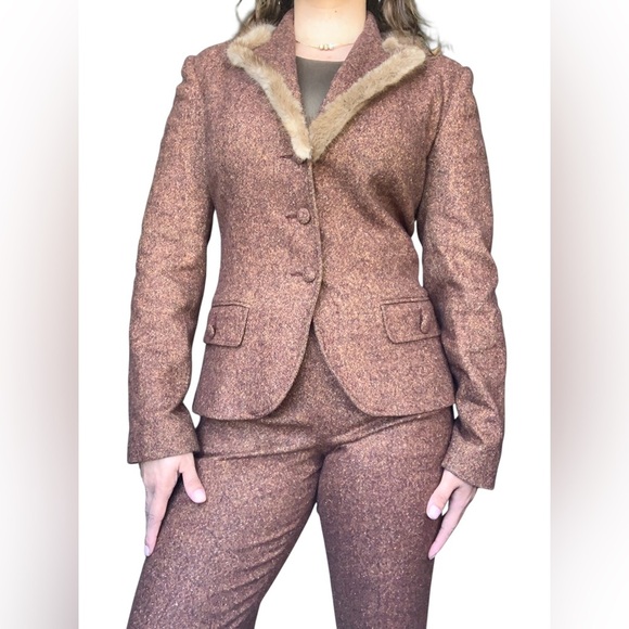 Wool-Blend Suit – Size Small - Picture 1 of 11